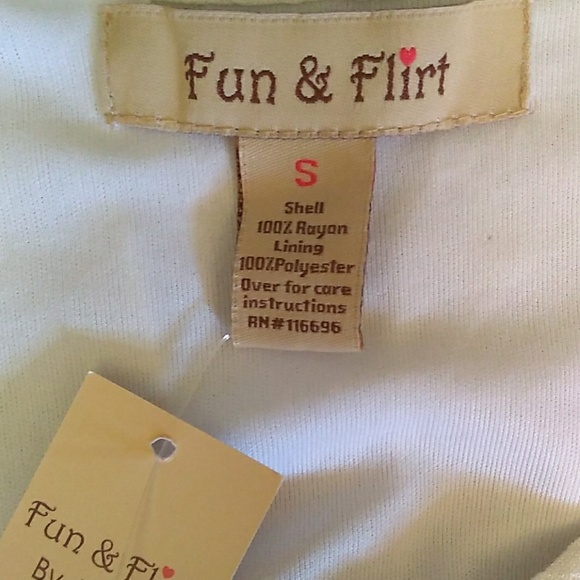 NWT Fun&Flirt - Japna Embroidered Lined Gauzy Crop - Picture 3 of 8